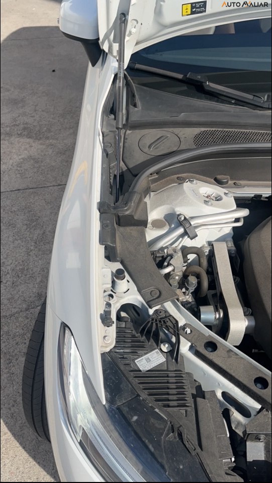 VOLVO XC60 2.0 T8 RECHARGE PLUS AWD GEARTRONIC