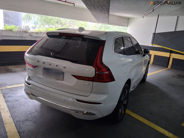 VOLVO XC60 2.0 T8 RECHARGE PLUS AWD GEARTRONIC