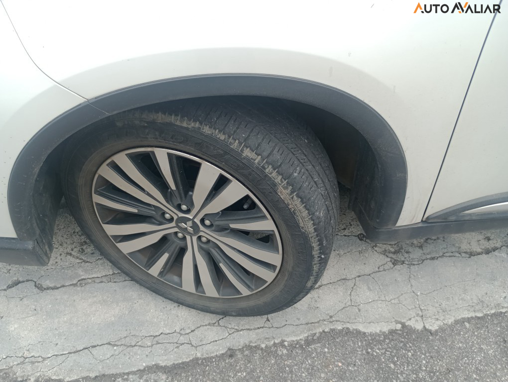 MITSUBISHI OUTLANDER 2.2 MIVEC DI-D DIESEL HPE-S AWD AUTOMATICO