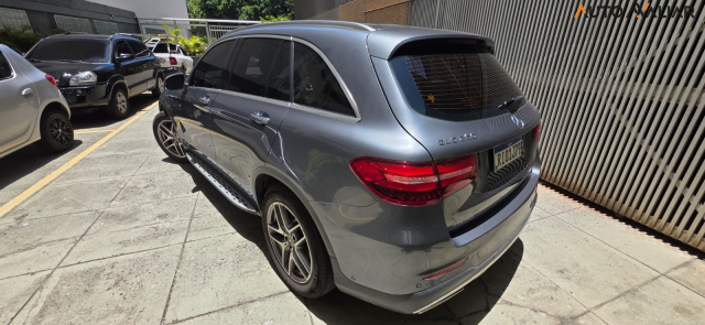 MERCEDES-BENZ GLC 250 2.0 CGI GASOLINA HIGHWAY 4MATIC 9G-TRONIC