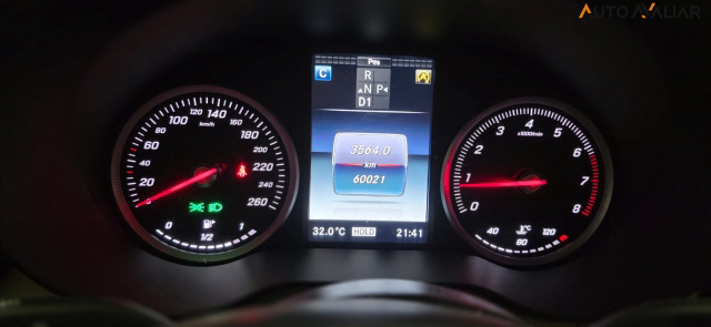 MERCEDES-BENZ GLC 250 2.0 CGI GASOLINA HIGHWAY 4MATIC 9G-TRONIC