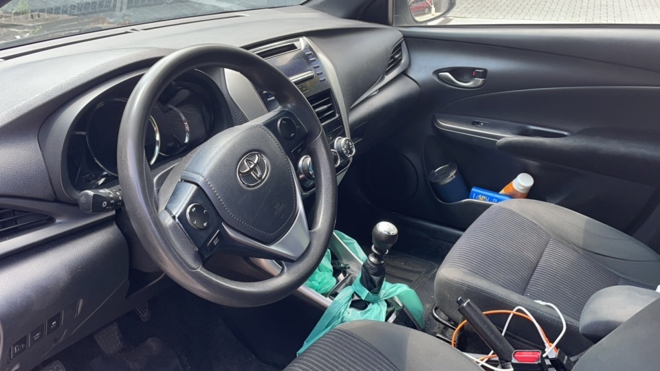 TOYOTA YARIS 1.3 16V FLEX XL MANUAL