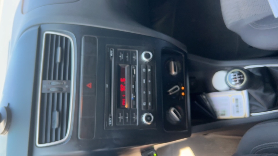 VOLKSWAGEN FOX 1.0 MI TREND 8V FLEX 4P MANUAL