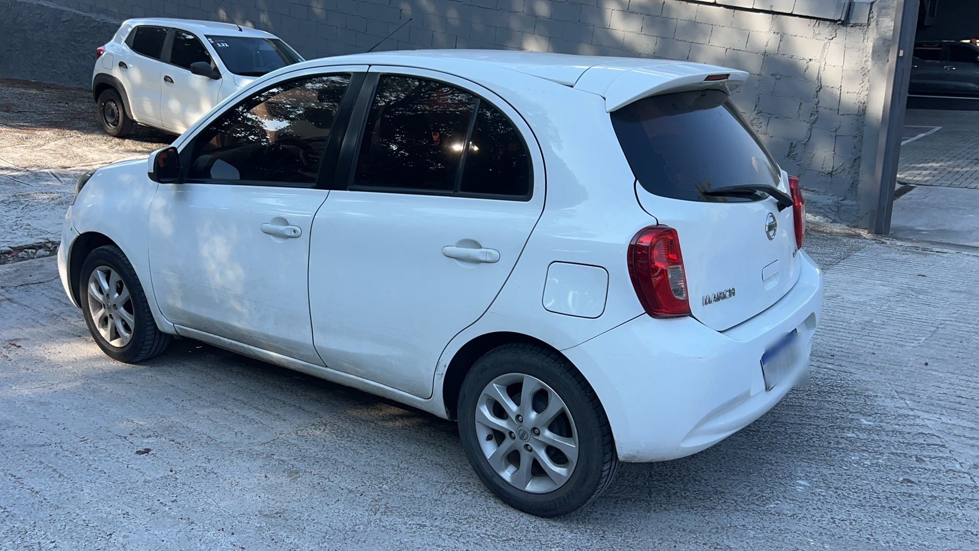 NISSAN MARCH 1.6 SV 16V FLEX 4P MANUAL