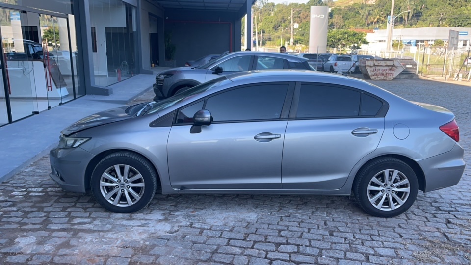 HONDA CIVIC 2.0 LXR 16V FLEX 4P AUTOMATICO