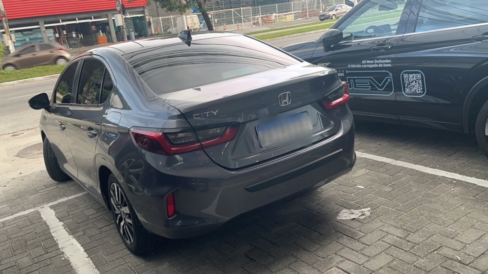HONDA CITY 1.5 I-VTEC FLEX SEDAN TOURING CVT