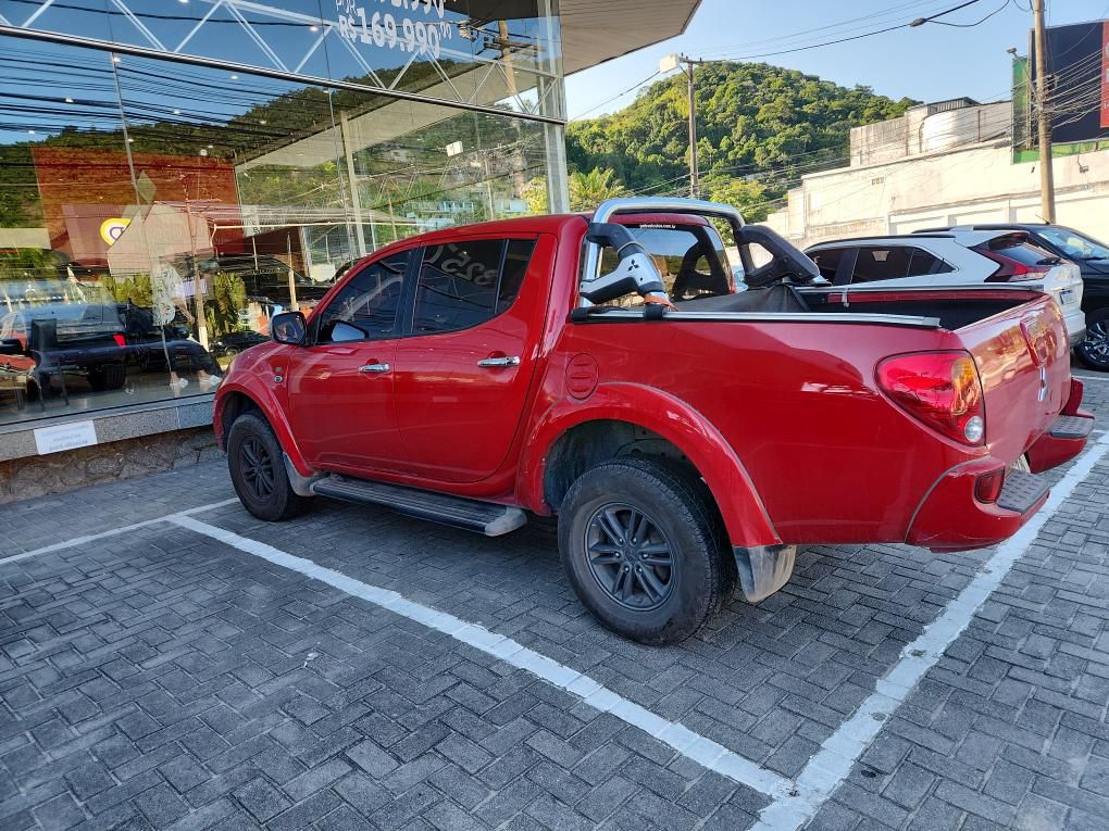 MITSUBISHI L200 TRITON  3.2 HPE 4X4 CD 16V TURBO INTERCOOLER DIESEL 4P AUTOMATICO