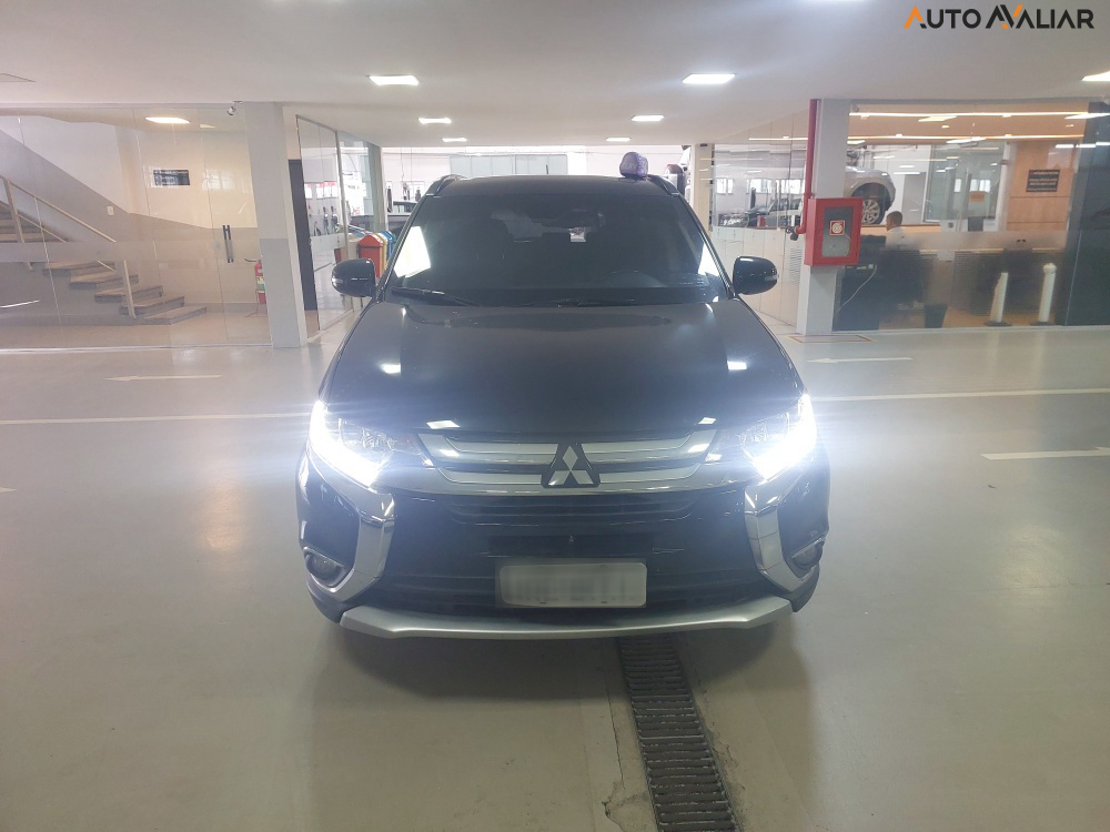 MITSUBISHI OUTLANDER 2.2 4X4 16V DIESEL 4P AUTOMATICO