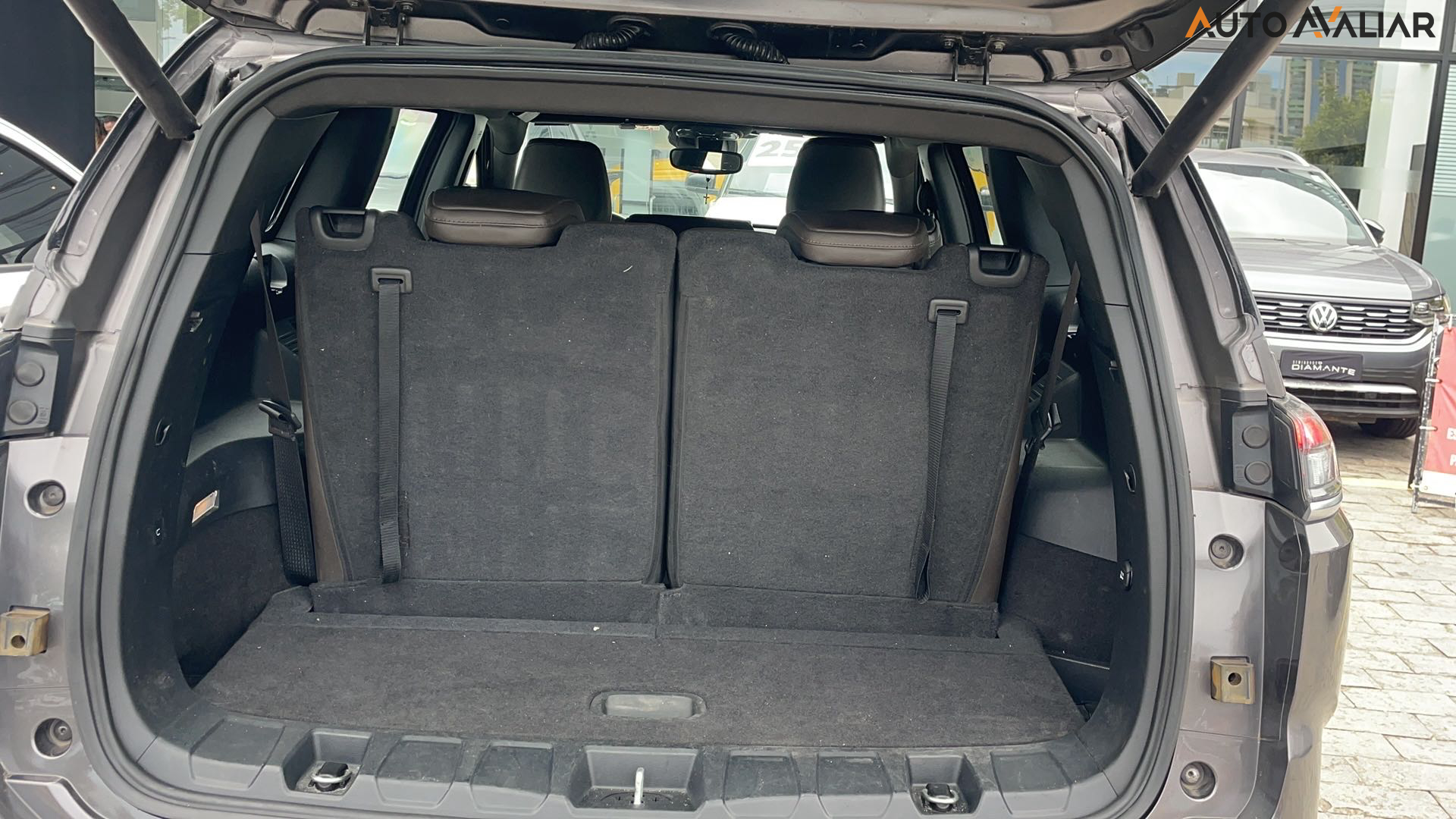 JEEP COMMANDER 1.3 T270 TURBO FLEX OVERLAND AT6