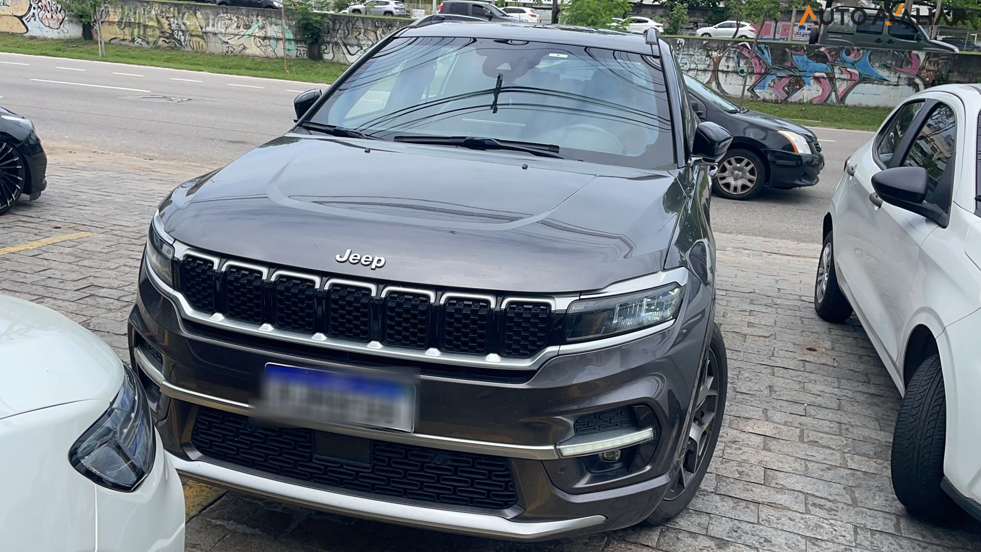 JEEP COMMANDER 1.3 T270 TURBO FLEX OVERLAND AT6