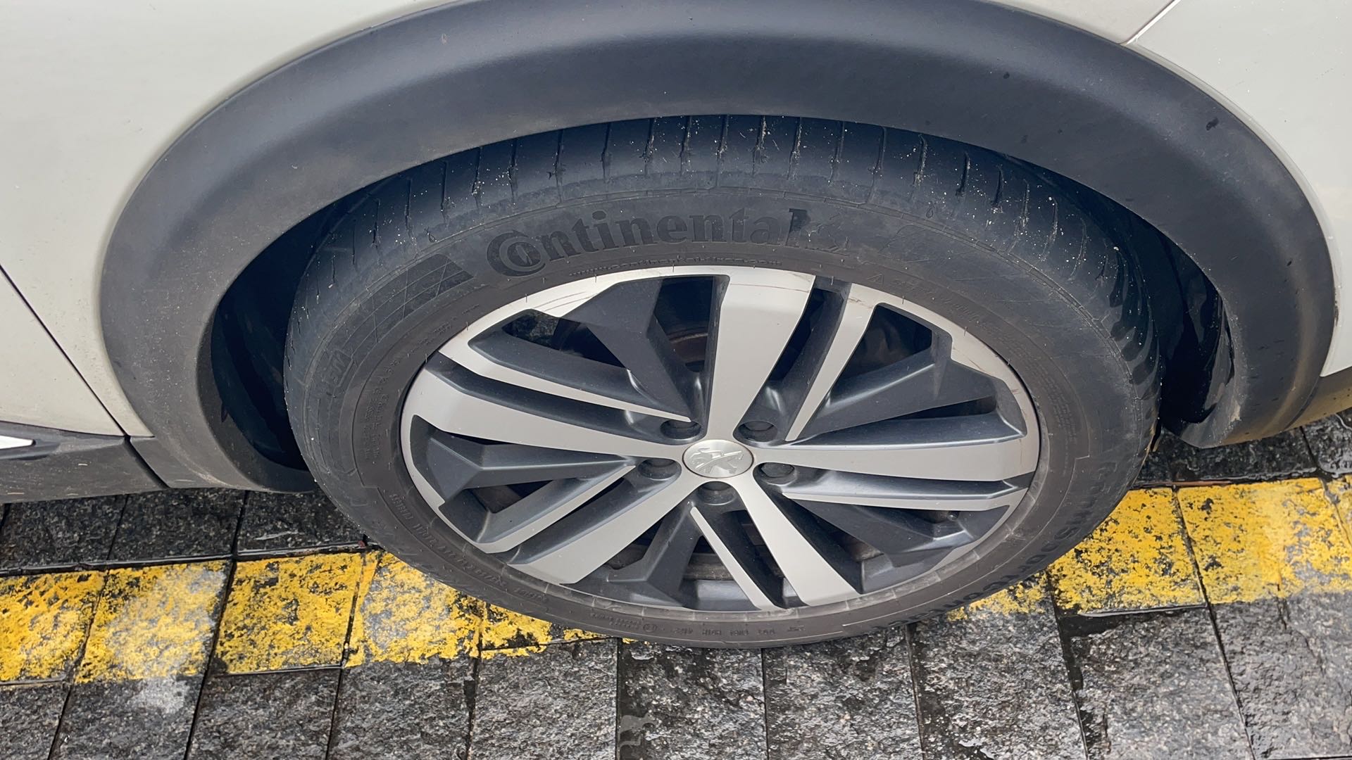 PEUGEOT 5008 1.6 GRIFFE PACK THP 16V GASOLINA 4P AUTOMATICO