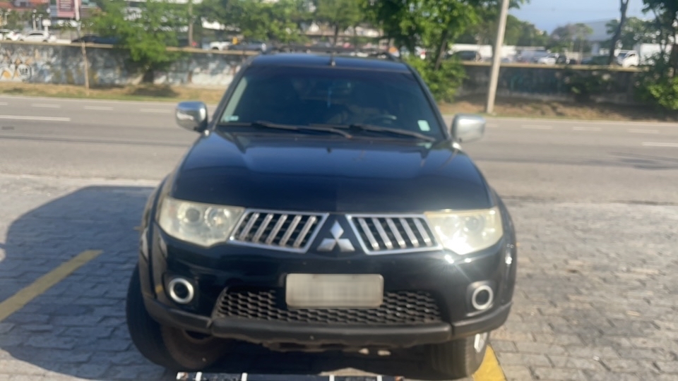 MITSUBISHI PAJERO DAKAR 3.2 HPE 4X4 7 LUGARES 16V TURBO INTERCOOLER DIESEL 4P AUTOMATICO