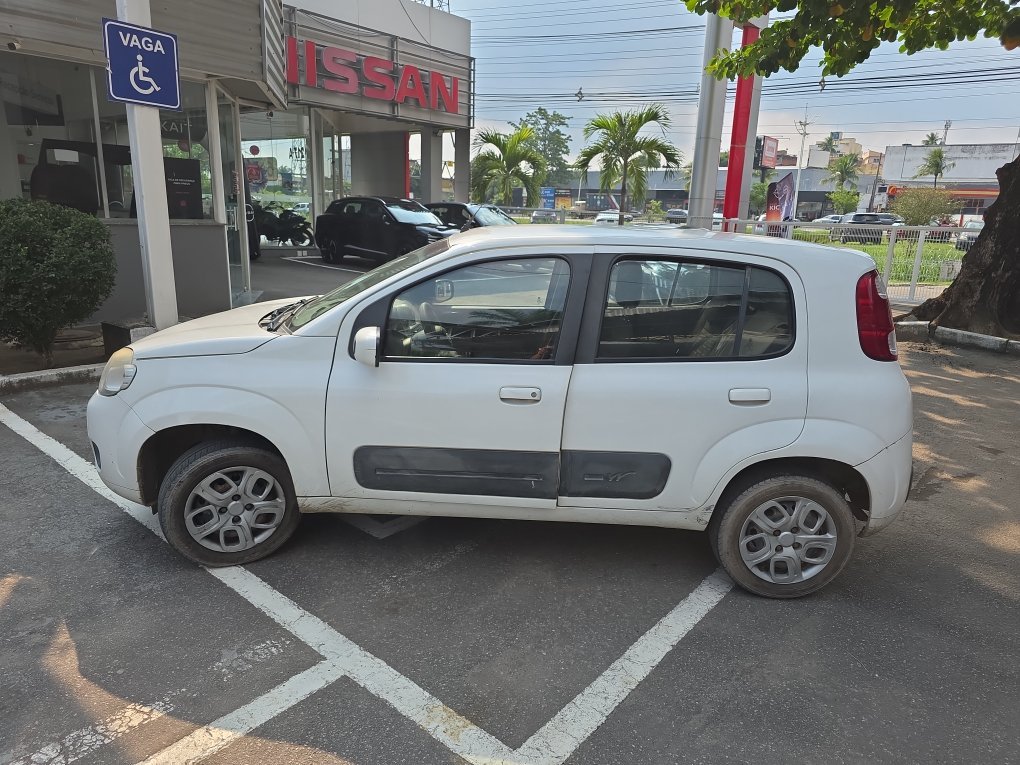 FIAT UNO 1.0 EVO VIVACE 8V FLEX 4P MANUAL