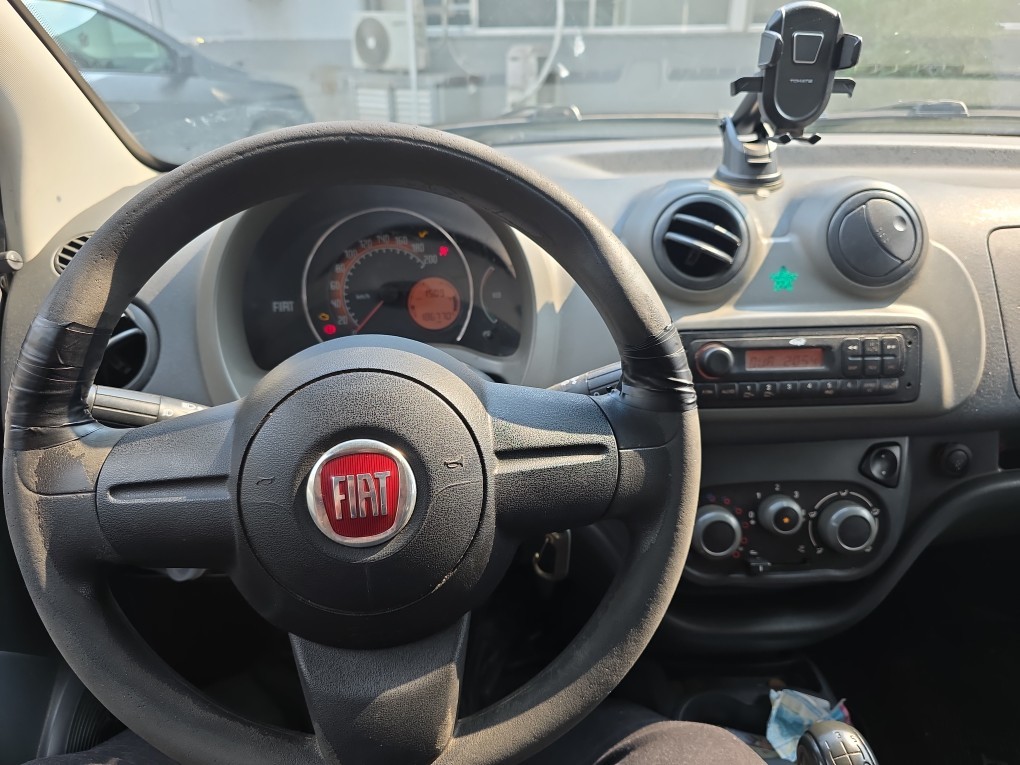 FIAT UNO 1.0 EVO VIVACE 8V FLEX 4P MANUAL