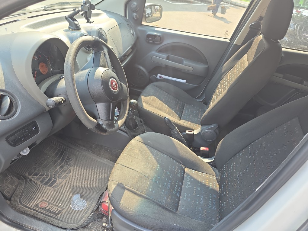 FIAT UNO 1.0 EVO VIVACE 8V FLEX 4P MANUAL