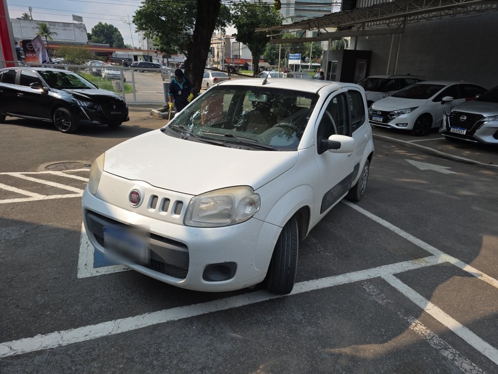 FIAT UNO 1.0 EVO VIVACE 8V FLEX 4P MANUAL