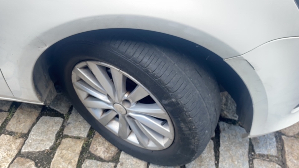 VOLKSWAGEN VOYAGE 1.0 MI COMFORTLINE 8V FLEX 4P MANUAL