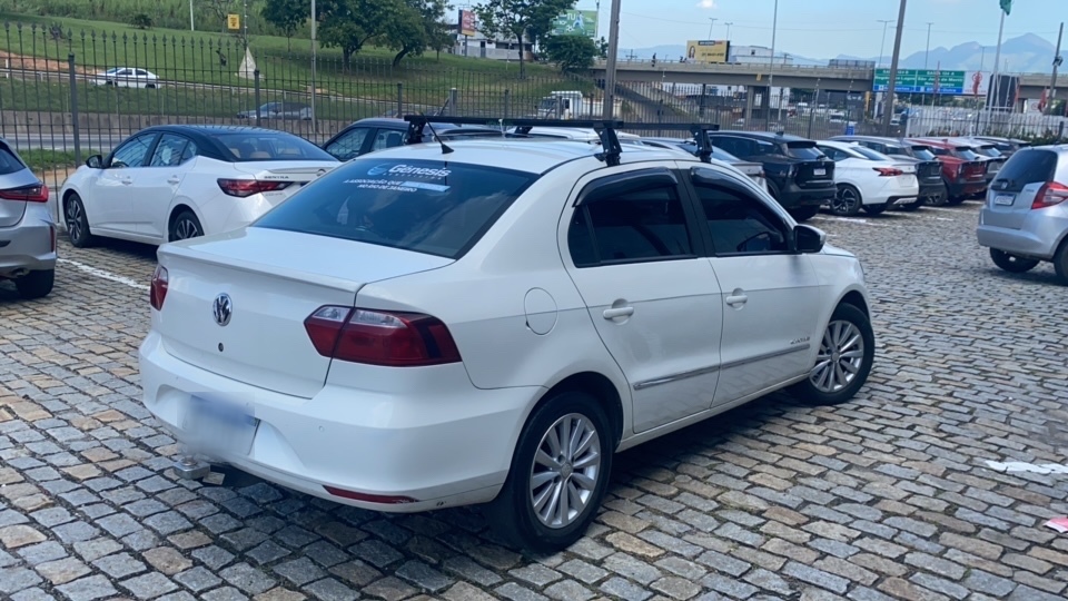 VOLKSWAGEN VOYAGE 1.0 MI COMFORTLINE 8V FLEX 4P MANUAL