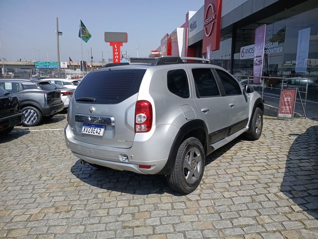 RENAULT DUSTER 2.0 DYNAMIQUE 4X2 16V FLEX 4P AUTOMATICO