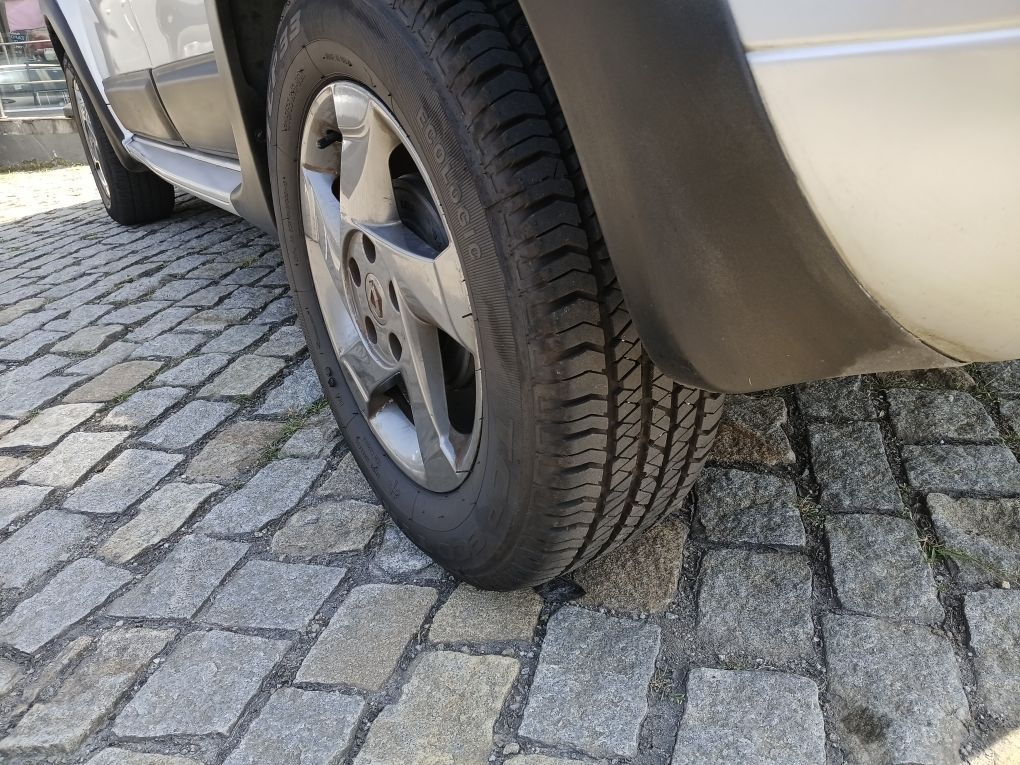 RENAULT DUSTER 2.0 DYNAMIQUE 4X2 16V FLEX 4P AUTOMATICO