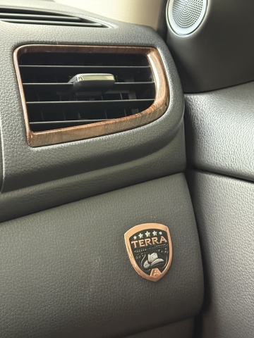 MITSUBISHI L200 TRITON  2.4 16V TURBO DIESEL SPORT HPE-S TERRA CD 4P 4X4 AUTOM&Aacute;TICO