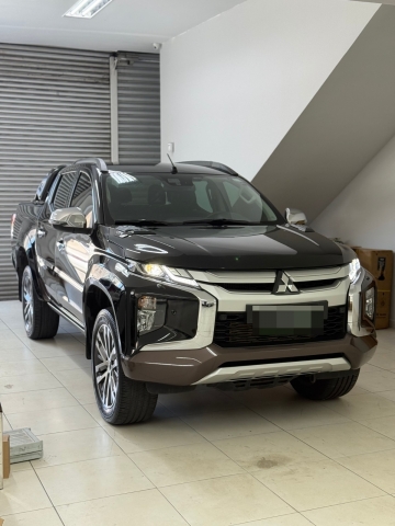 MITSUBISHI L200 TRITON  2.4 16V TURBO DIESEL SPORT HPE-S TERRA CD 4P 4X4 AUTOM&Aacute;TICO