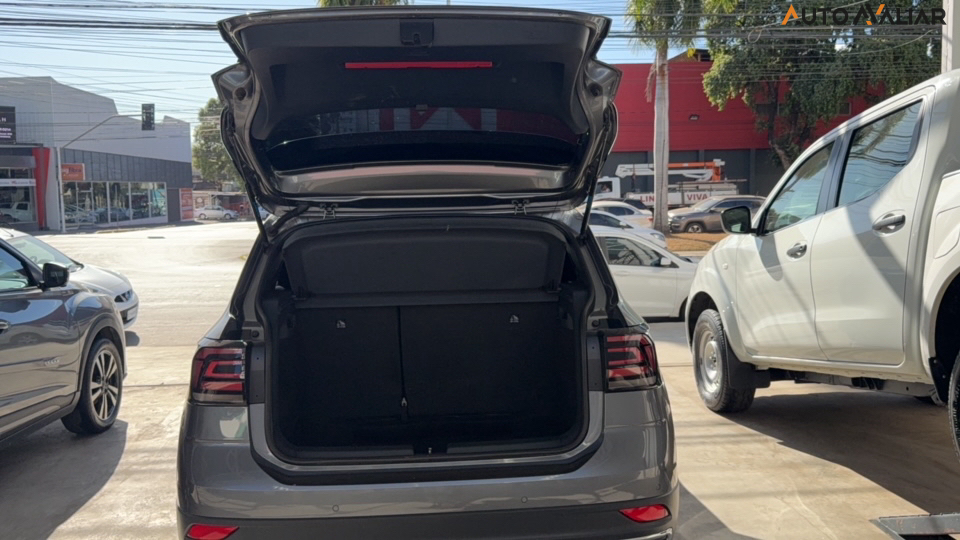 VOLKSWAGEN T-CROSS 1.0 200 TSI TOTAL FLEX COMFORTLINE AUTOM&Aacute;TICO