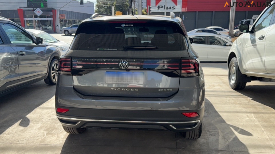VOLKSWAGEN T-CROSS 1.0 200 TSI TOTAL FLEX COMFORTLINE AUTOM&Aacute;TICO