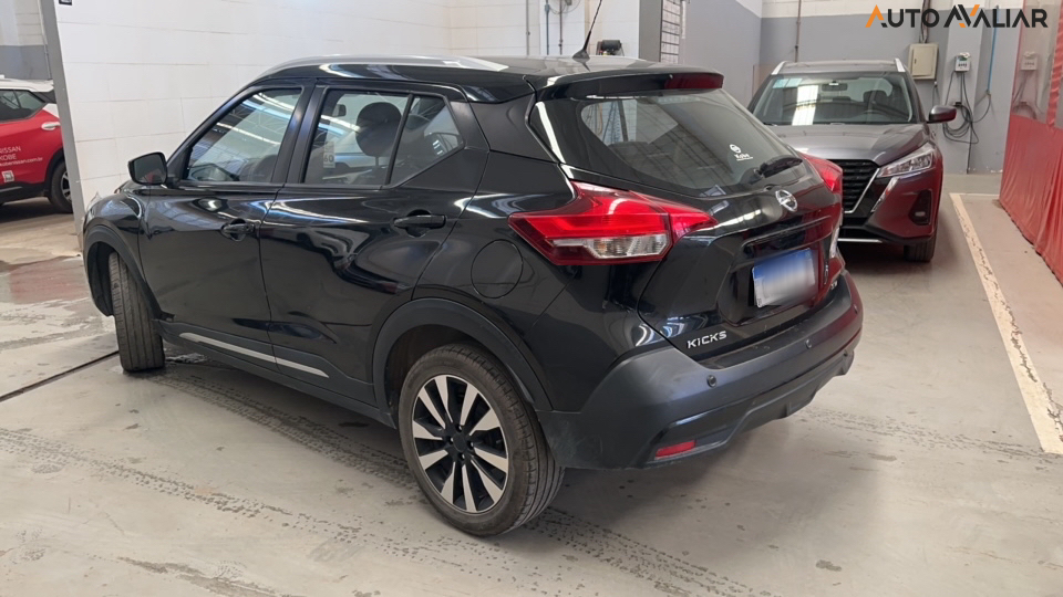 NISSAN KICKS 1.6 16V FLEXSTART SV 4P XTRONIC