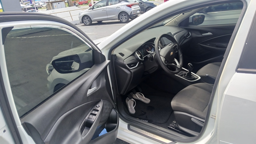 CHEVROLET ONIX 1.0 FLEX LT MANUAL