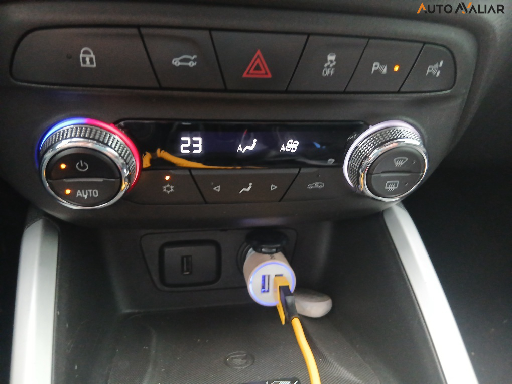 CHEVROLET ONIX 1.0 TURBO FLEX PLUS PREMIER AUTOMATICO