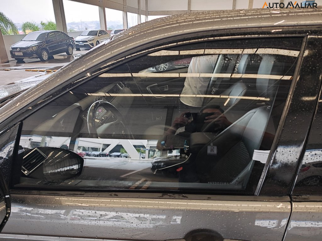 LAND ROVER DISCOVERY SPORT 2.0 16V SI4 TURBO FLEX SE 4P AUTOMATICO