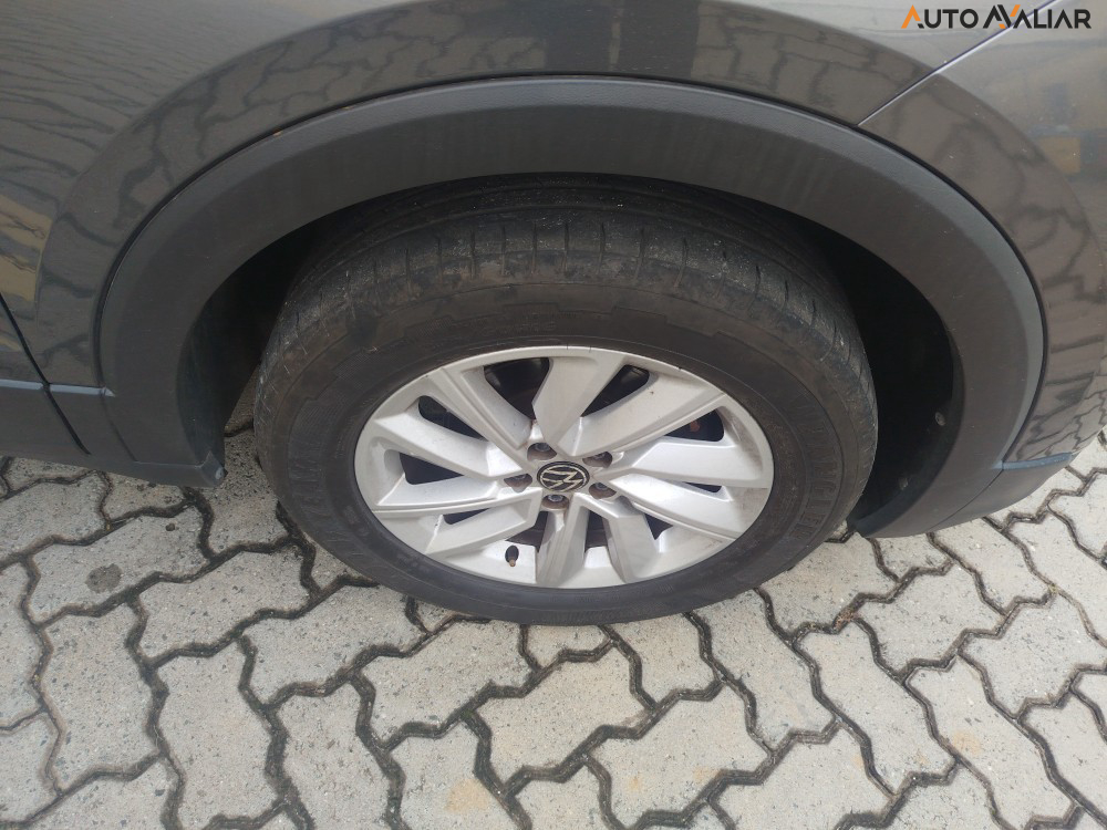 VOLKSWAGEN T-CROSS 1.0 200 TSI TOTAL FLEX AUTOM&Aacute;TICO