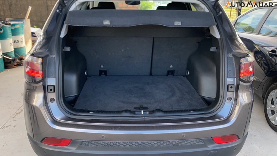 JEEP COMPASS 1.3 T270 TURBO FLEX LONGITUDE AT6