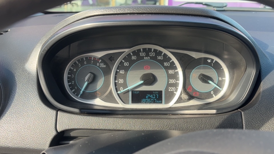 FORD KA 1.0 SE / SE PLUS TI-VCT FLEX