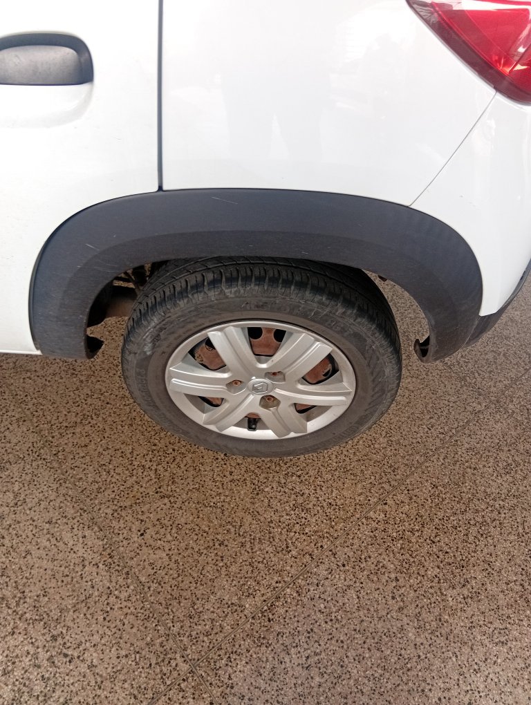 RENAULT KWID 1.0  ZEN 2 12V