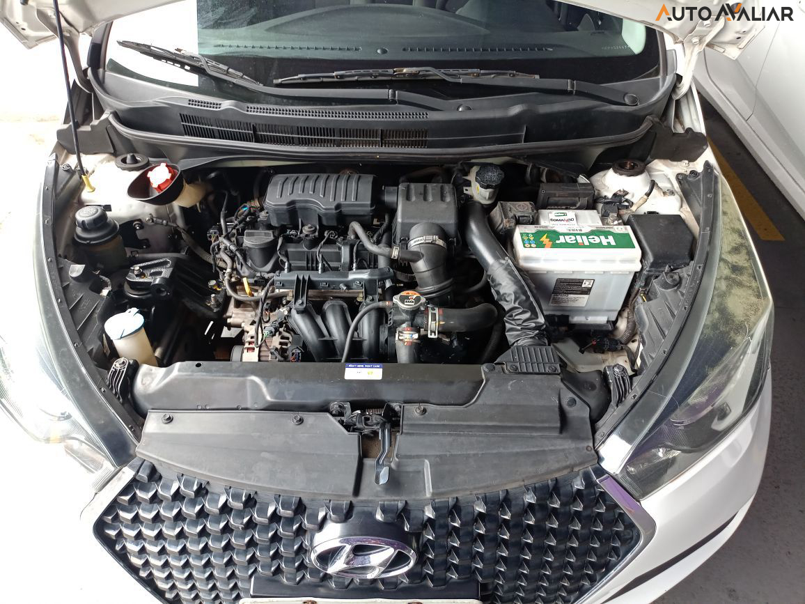 HYUNDAI HB20S 1.0 COMFORT PLUS 12V FLEX 4P MANUAL