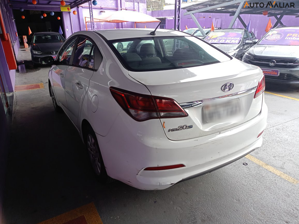 HYUNDAI HB20S 1.0 COMFORT PLUS 12V FLEX 4P MANUAL
