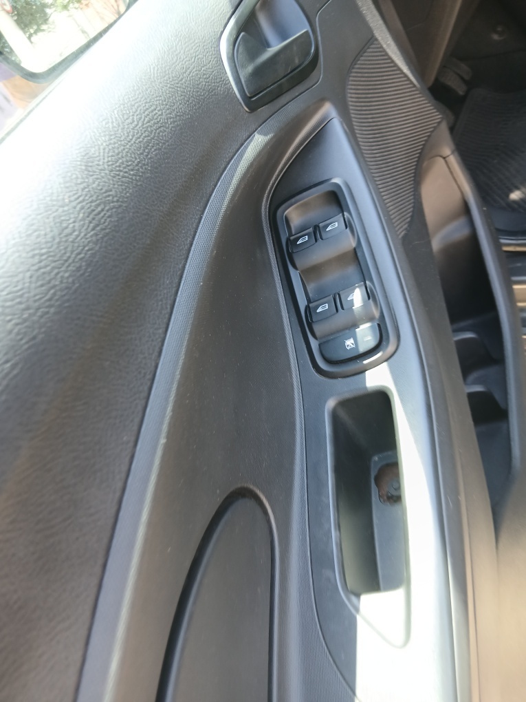 FORD KA 1.0 SE / SE PLUS TI-VCT FLEX 