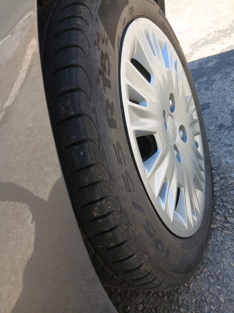 FORD KA 1.0 SE / SE PLUS TI-VCT FLEX 