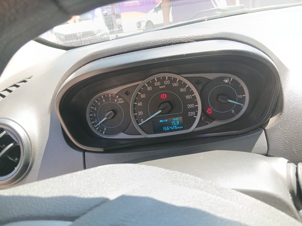 FORD KA 1.0 SE / SE PLUS TI-VCT FLEX 