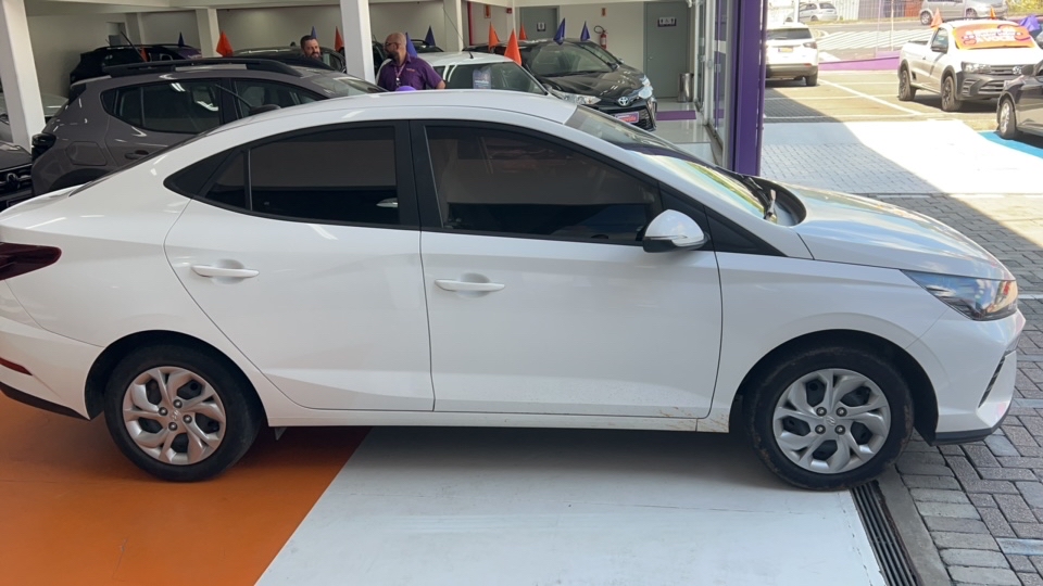 HYUNDAI HB20S 1.0 12V FLEX COMFORT MANUAL