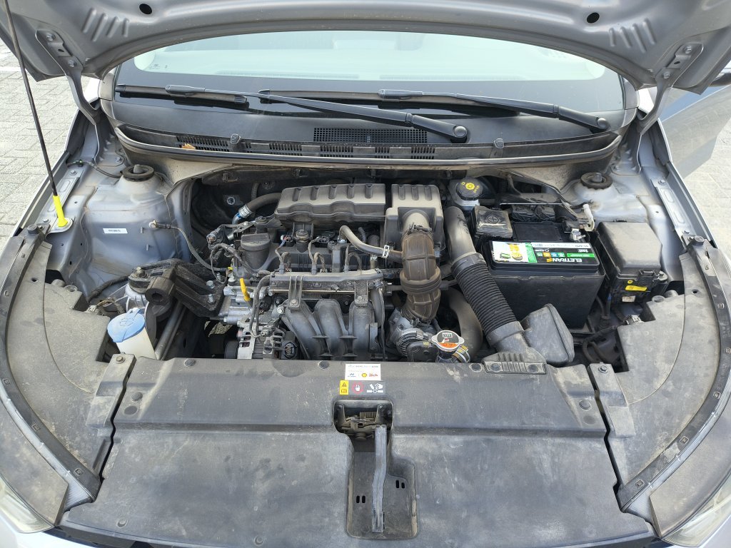 HYUNDAI HB20S 1.0 12V FLEX COMFORT MANUAL