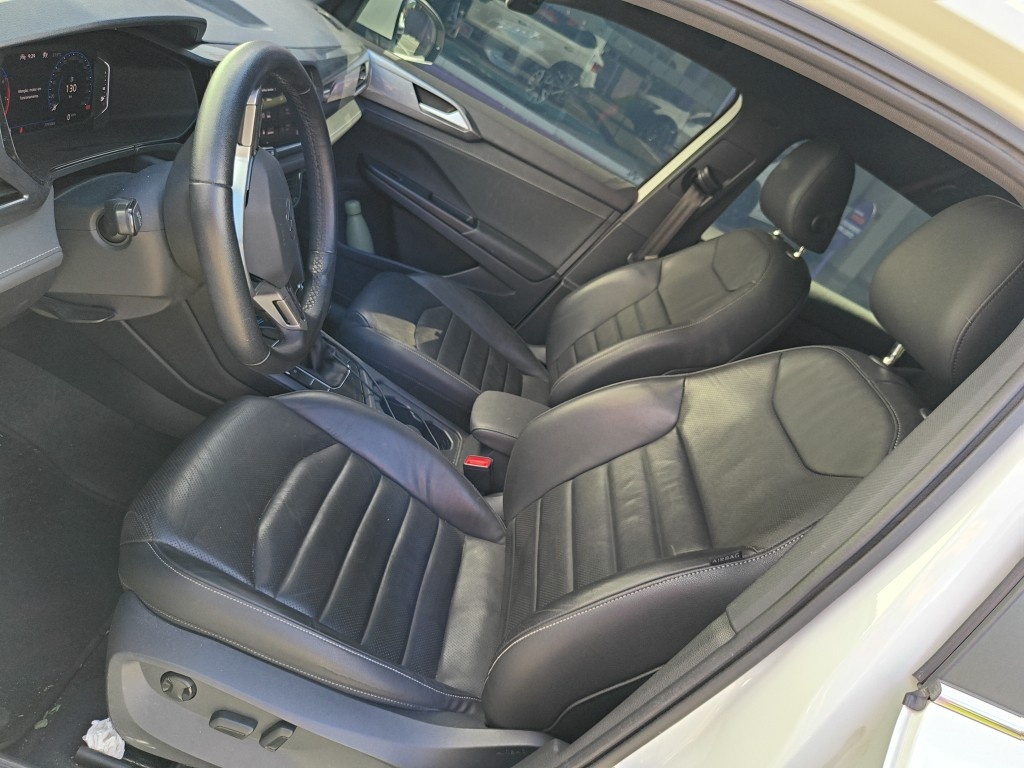 VOLKSWAGEN TAOS 1.4 250 TSI TOTAL FLEX HIGHLINE AUTOM&Aacute;TICO