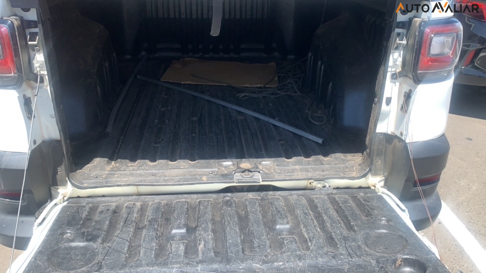 FIAT STRADA 1.4 FIRE FLEX ENDURANCE CS MANUAL