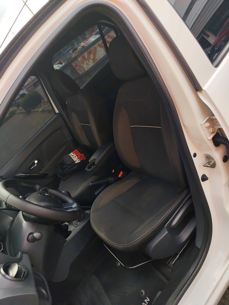 RENAULT LOGAN 1.6 16V SCE FLEX ZEN MANUAL