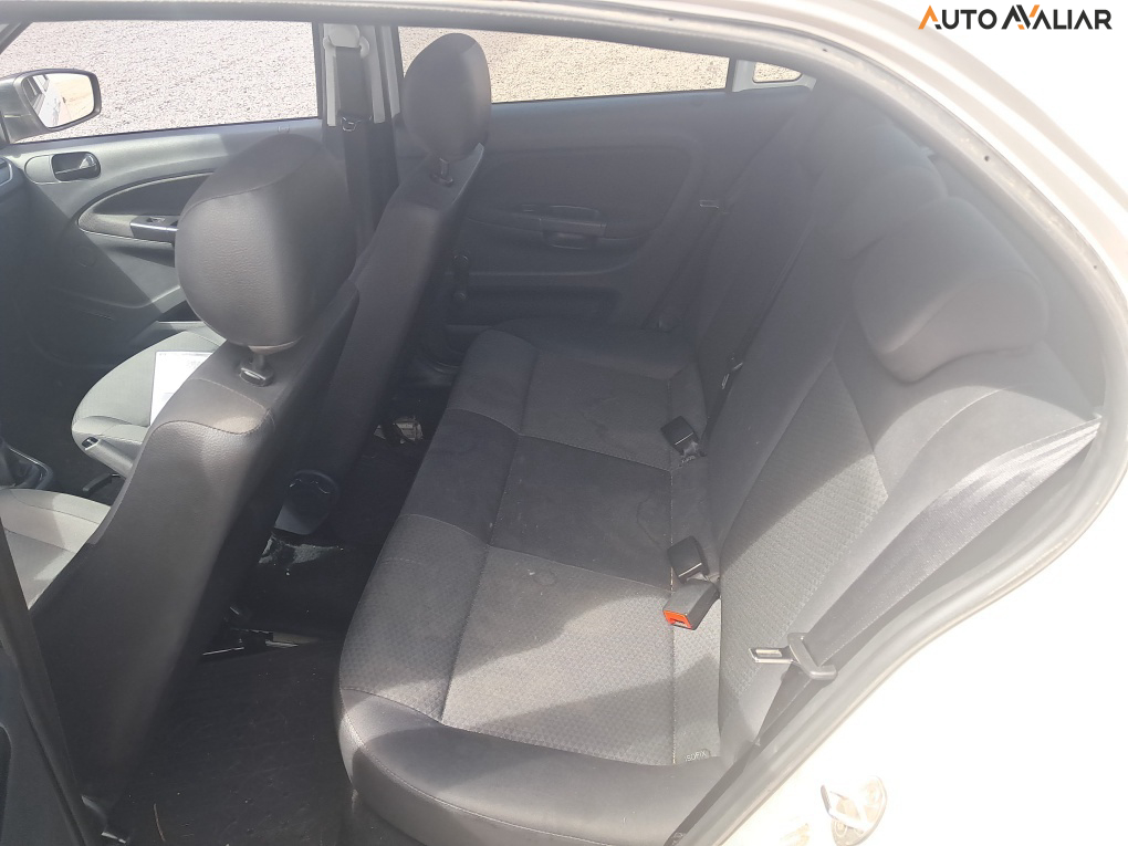 VOLKSWAGEN VOYAGE 1.0 12V MPI TOTALFLEX 4P MANUAL