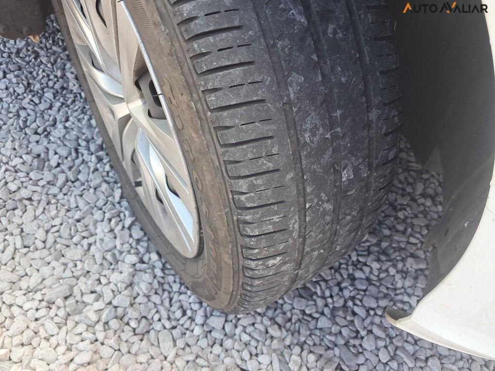 VOLKSWAGEN VOYAGE 1.0 12V MPI TOTALFLEX 4P MANUAL