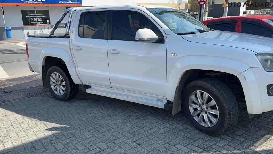 VOLKSWAGEN AMAROK 2.0 HIGHLINE 4X4 CD 16V TURBO INTERCOOLER DIESEL 4P AUTOMATICO