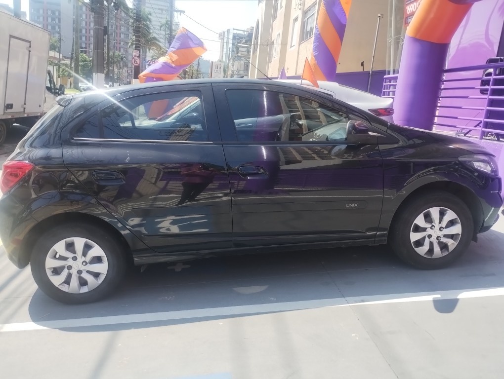 CHEVROLET ONIX 1.0 MPFI LT 8V FLEX 4P MANUAL